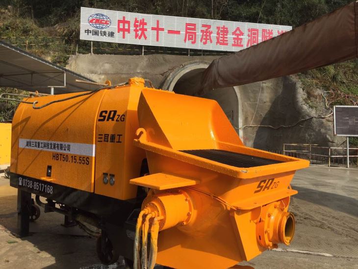 Concrete Pouring Machine